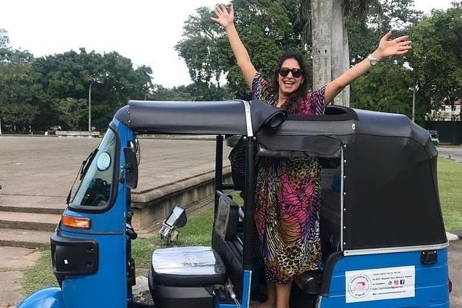 Colombo Tuk Tuk City Tour -Sightseeing Entry Fees & Food Included - Lotus Tower and the skyline pause: what you’re and aren’t paying for