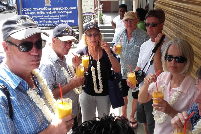 Colombo TUK TUK CITY Tours -Sightseeing Entry Fees - Guides, Safety, and the Small Extras That Make It Feel Personal