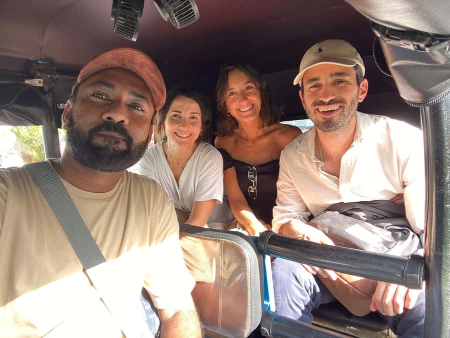 Colombo Tuk Tuk Tour with Entry Fees & Food Included - Tuk tuk logistics in Colombo, from pickup to ending at the start