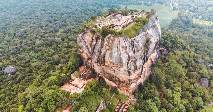 Dambulla: All Inclusive Sigiriya Rock & Dambulla Cave Temple - Dambulla Cave Temple: 150+ Buddha statues and murals that cover 2,100 square meters