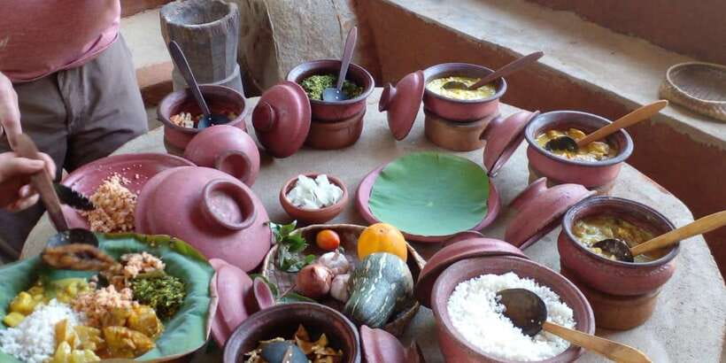 Dambulla: Caves Temple & Traditional Village Tour with Lunch - Stop at Hiriwadunna, Then Slow Down Toward Village Time