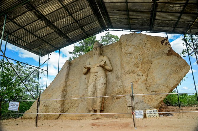Day Tour from Dambulla to Sigiriya or Pidurangala & Polonnaruwa - The auto-rickshaw route, comfort, and what you should expect