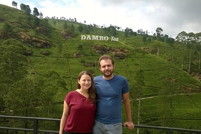Day Trip to Nuwara eliya from Kandy - Ramboda Waterfall: quick stop, big drop