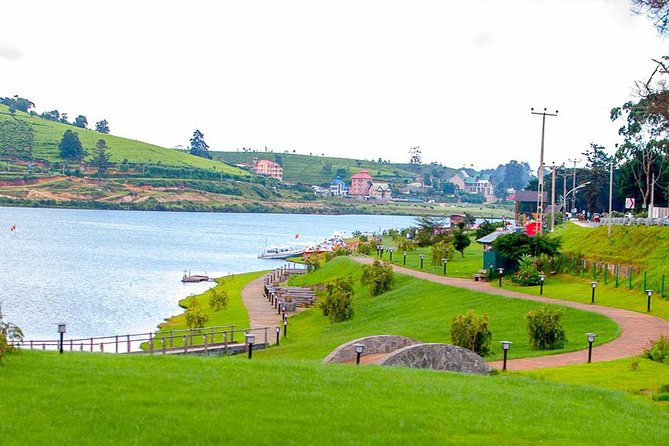 Day Trip to Nuwara Eliya with Kingfisher Tours - Gregory Lake Park: boats, snacks, and a classic Nuwara Eliya break