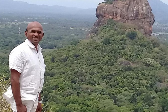 Driver In Srilanka. - The Real Appeal: A Private Colombo Driver That Fits Your Schedule