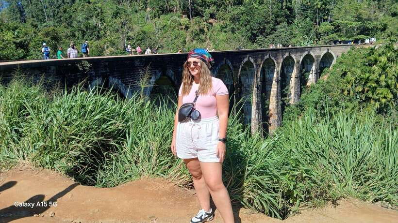Ella: 9 Arches Bridge, Little Adam's Peak, Tea Factory - Should you book this Ella icons tour?