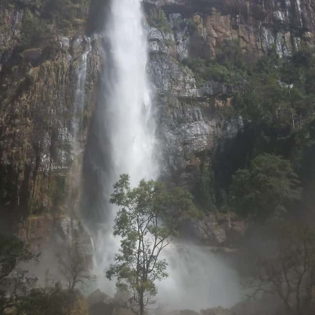 Ella: All-Inclusive Diyaluma and Ravana Waterfalls Day Tour - Diyaluma Falls (About 220 Meters): Layers, Breaks, and Best Angles