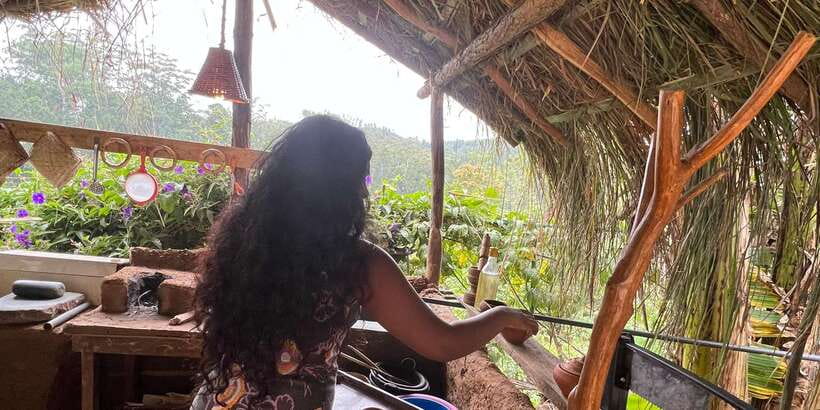 Ella Cook With Sadamali - How Sadamali teaches spices without making it feel scary