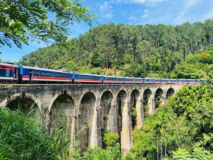 Ella Day Tour from Kandy with tea factory - Morning departures and meeting points: how the day starts