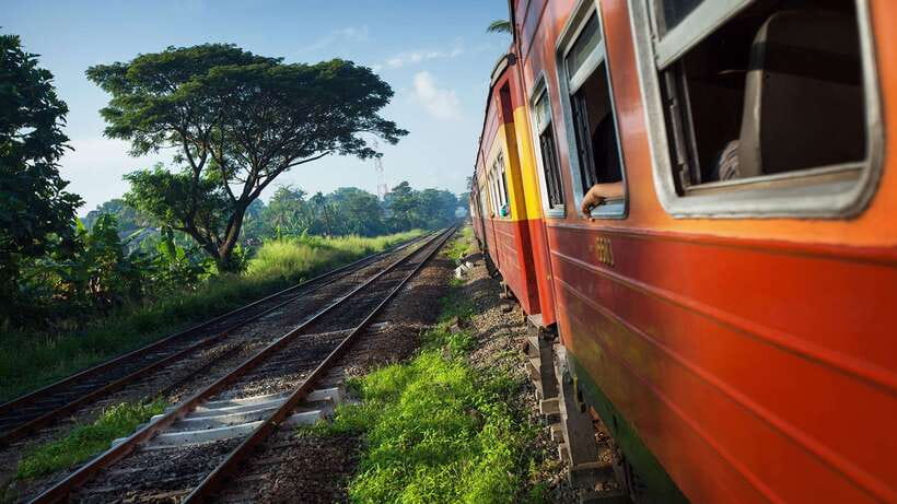 Ella: First Class Scenic Train Ticket To/From Nanuoya - Key Highlights to Know Before You Ride