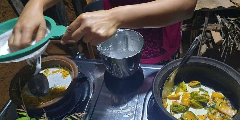 Ella: Sri Lankan Cooking Class with Neranji at Homestay - Cooking in Neranji’s home kitchen in Ella
