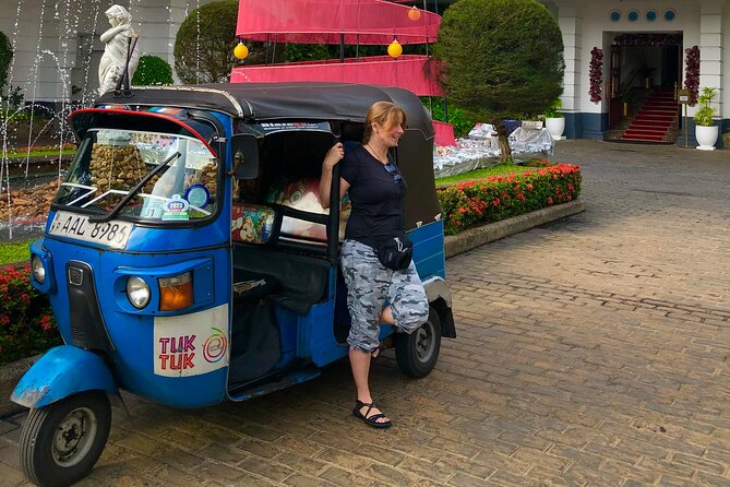 Explore Colombo by Tuk Tuk Morning & evening (Private Tours) - Who should book this private Colombo tour