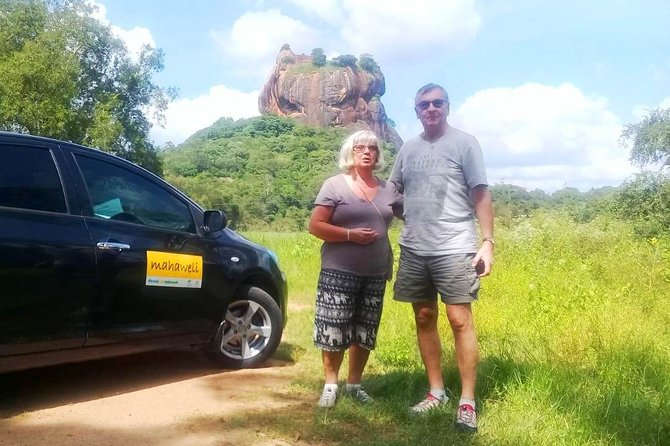Fabulous 6 Days in Sri Lanka by Mahaweli from Colombo - Day 3 heading to Nuwara Eliya: gems, gardens, tea, and a waterfall stop