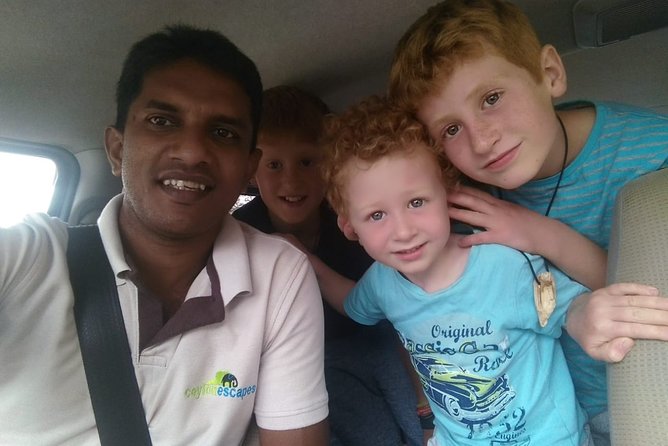 Flexi dates on all 5 to 7 days packages for car and English speaking driver - Key things that make this Sri Lanka private tour work
