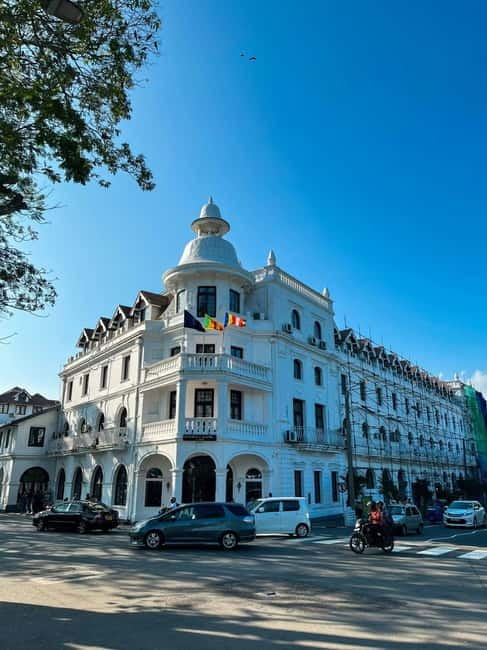 From Colombo: Kandy, Pinnawala and Tea Factory Full-Day Trip - New Giragama Tea Factory: Tastings That Make the Whole Day Make Sense