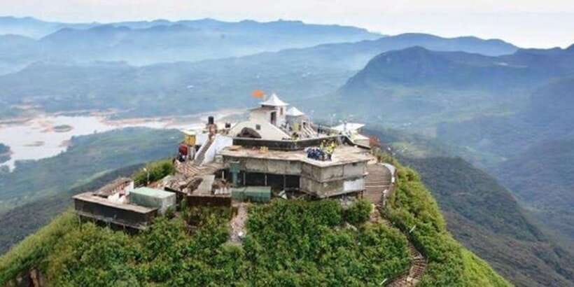From Colombo/Negombo: Summit Thrills, Adams Peak Guided Hike - What to Pack, What to Wear, and How to Stay Comfortable
