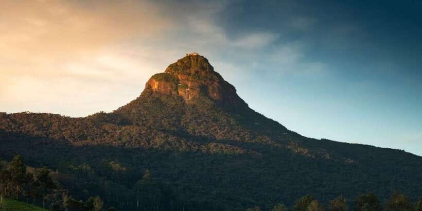 From Colombo/Negombo: Summit Thrills, Adams Peak Guided Hike - Colombo to Nallatanniya: Getting to the Trail Without the Headache