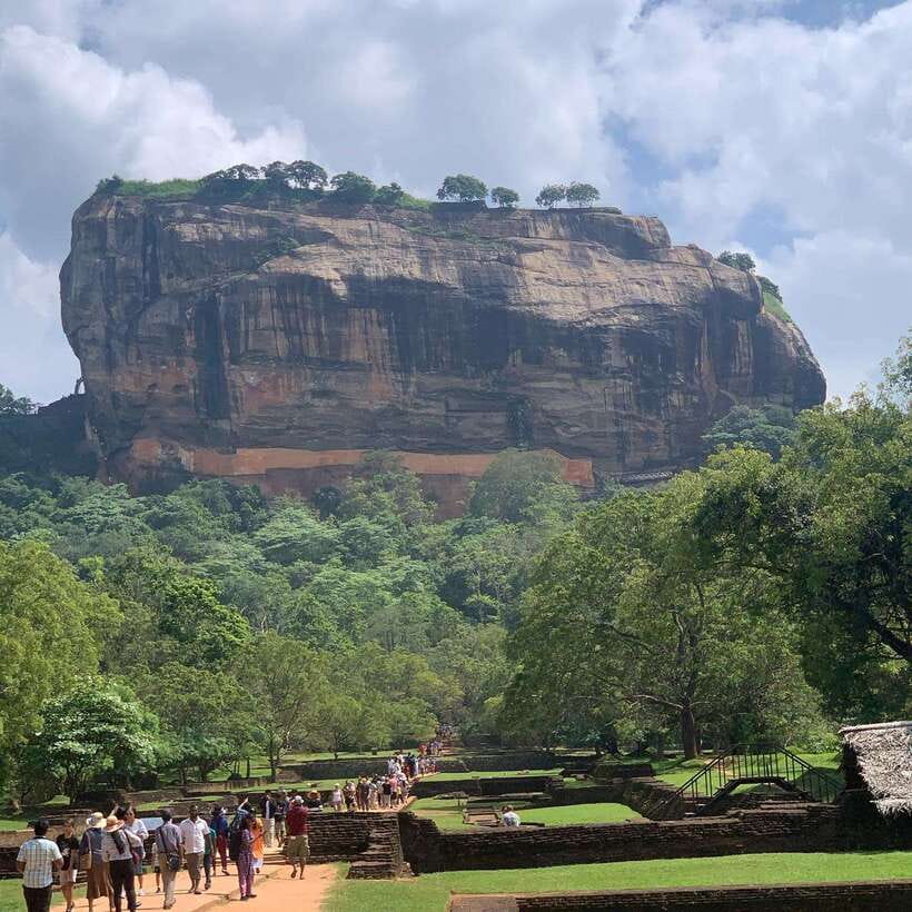 From Colombo: Sigiriya Rock, Dambulla & Minneriya 4x4 Safari - What to bring, and how to avoid the common heat mistakes