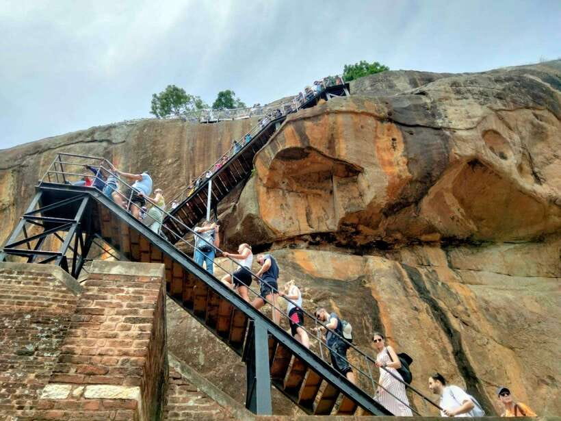 From Colombo: Sigiriya Rock, Dambulla & Minneriya 4x4 Safari - Dhambulla Golden Cave Temple, why the art feels so close