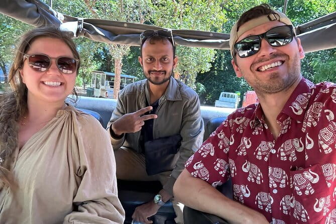 From Ella:Shuttle to Tangalle/Mirissa/Galle with Yala Safari Tour - The best part: small jeeps and two focused wildlife sessions