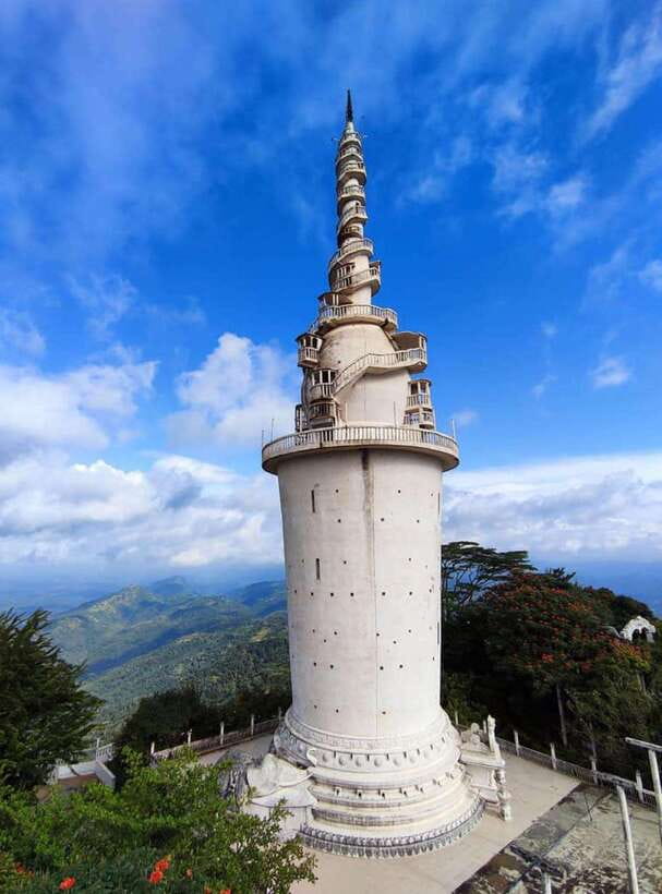 From Kandy: Ambuluwawa Full-Day Tour with Local Guide - Big Buddha statue and Asigiriya Stupa: standout photos plus quieter learning