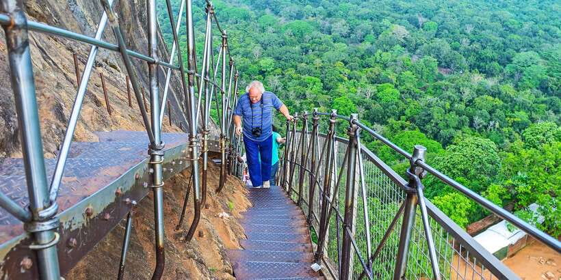 From Kandy: Sigiriya and Dambulla Day Trip and Safari - How the Kandy pickup and shared ride shape your day