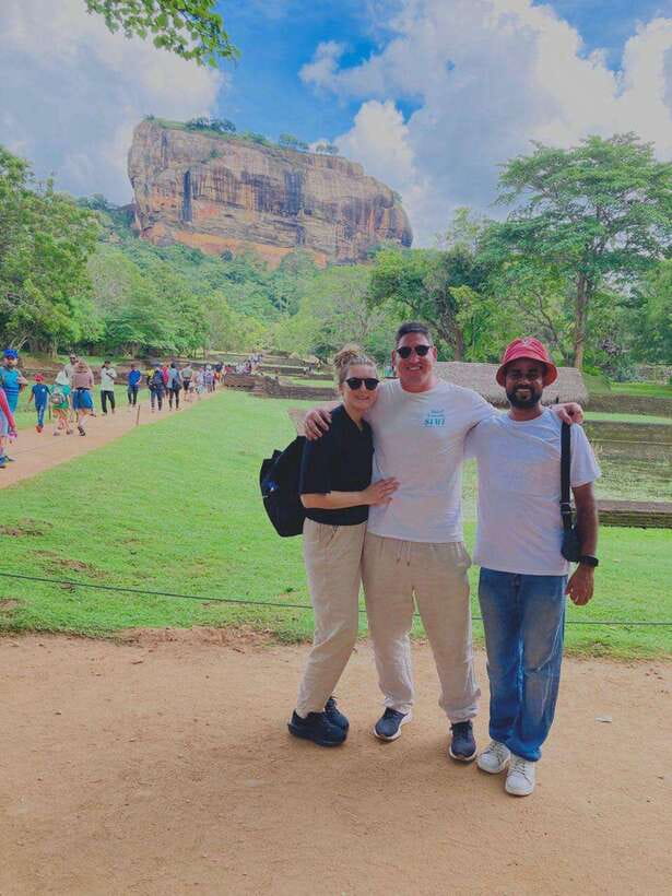 From Kandy: Sigiriya and Pidurangala Rock Tuk Tuk Safari - Matale Hindu Temple: a spiritual start that sets the tone