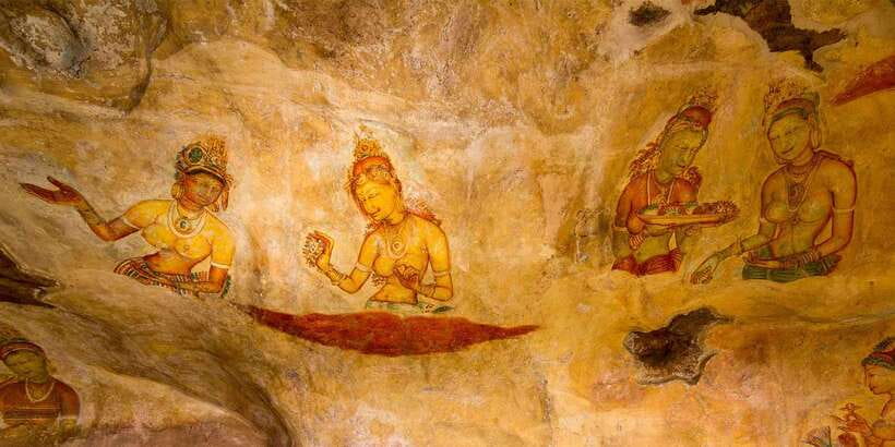 From Kandy: Sigiriya Rock & Dambulla Cave Temple Adventure - Hotel pickup to Matale: the tuk-tuk ride and the Matale Hindu Temple stop
