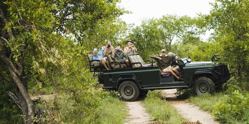 From Negombo: Wilpattu National Park Safari Guided Day Tour - Lunch and breaks: what you can expect when meals are not included