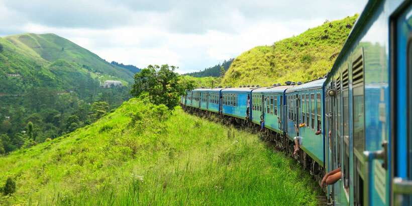 From Western Province: 2-Day Hill Country Highlights Trip - Day 1: Hikkaduwa sea turtles, Galle Fort walking, and Udawalawe elephants