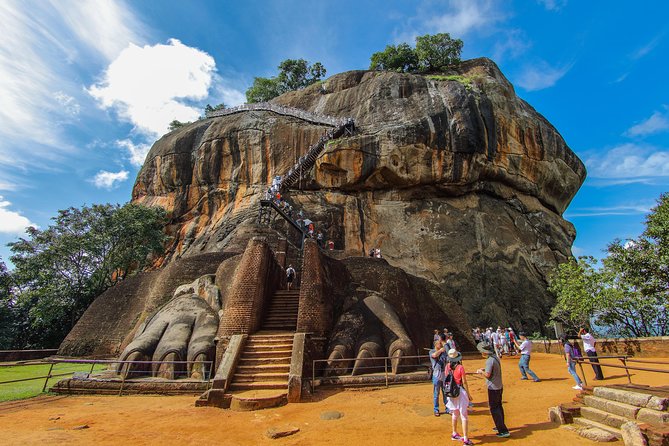 Full Day Tour to Sigiriya & Dambulla from Negombo - Sigiriya Rock Fortress: stair math, photo pacing, and the payoff