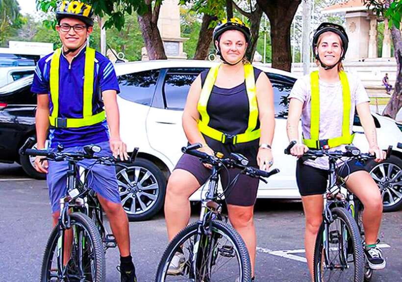 Galle: All Inclusive City & Fort Guided Cycling tour - Safety and Comfort: Helmets, Water, Refreshments, and First Aid