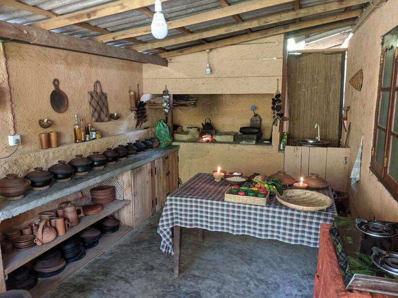 Galle: Cooking Class at a Local Home and Market Tour - Madhu’s Home Kitchen, Traditional Tools, and Hands-On Cooking