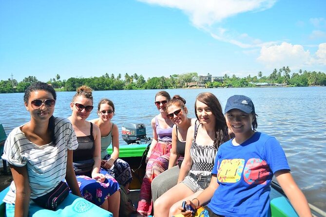 Galle Day Trip with River Safari, Sea Turtle & Stilt Fishermen - Galle Dutch Fort: walking time inside a UNESCO-feeling world