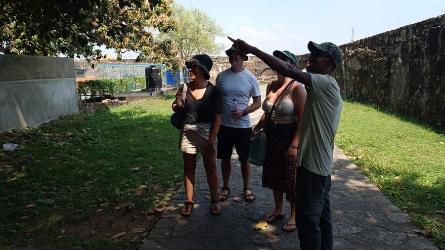 Galle Fort Walking tour - The biggest advantage: you get answers, not just explanations