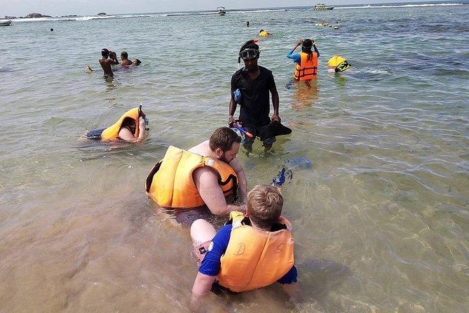 Glass Bottom Boat Tour and Snorkeling Hikkaduwa - Glass-Bottom Boat Time: What You Can Actually See