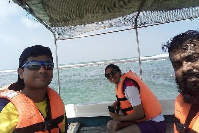 Glass Bottom Boat Tour and Snorkeling Hikkaduwa - The 2 Hours You’ll Spend on the Water