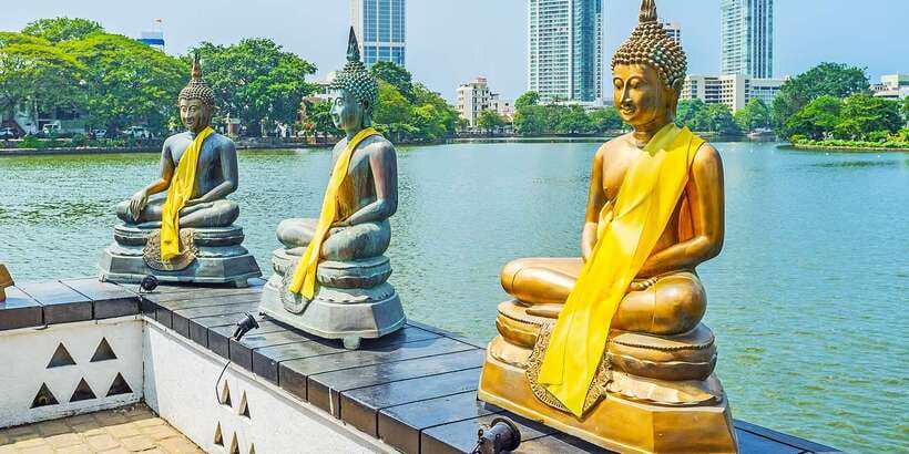 Guided Colombo Half-Day City Tour - Independence Memorial Hall and BMICH, architecture with context