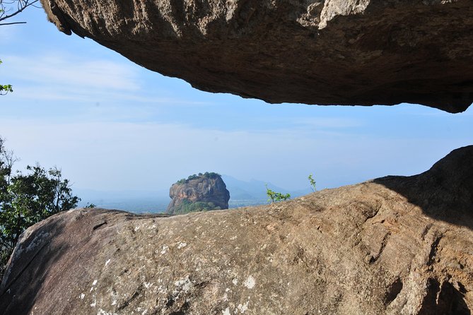Guided Hike & Picnic with an Amazing View on Pidurangala Rock - Stop 2: Pidurangala Royal Cave Temple as a Break From the Climb