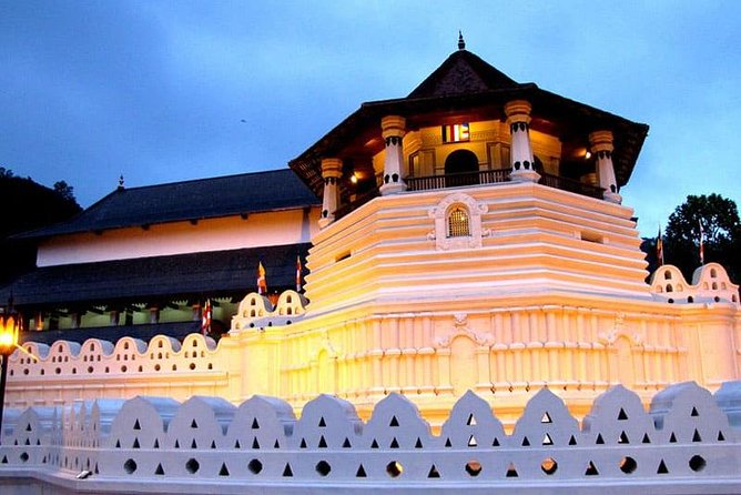 I Day Kandy Heritage Culture Tour - Stop-By-Stop: Kandy View Point, Sri Maha Bodhi Viharaya, and Where the City Starts Making Sense
