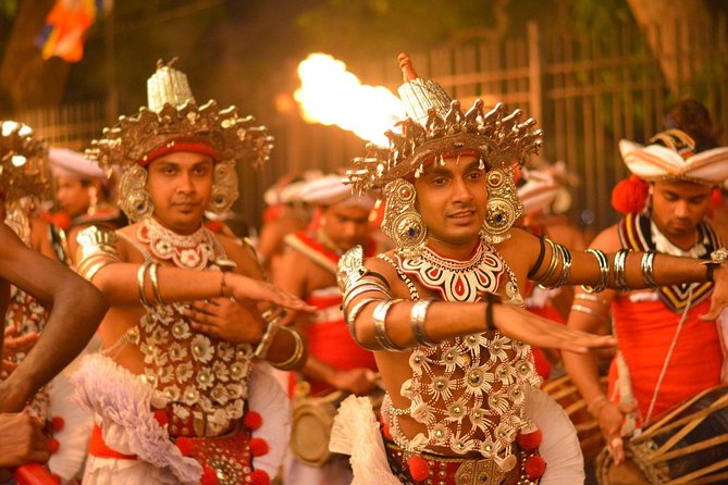 I Day Kandy Heritage Culture Tour - Tea, Spices, and Older Temple Stones: Geragama Estate Road, Spice Walk, and Three More Temples