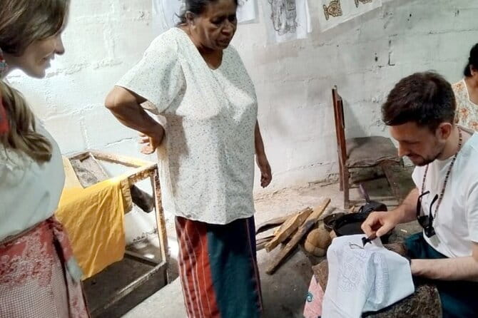 Interactive Batik Workshop and Lessons in Sri Lanka - De-Waxing: The Moment the Pattern Shows Up
