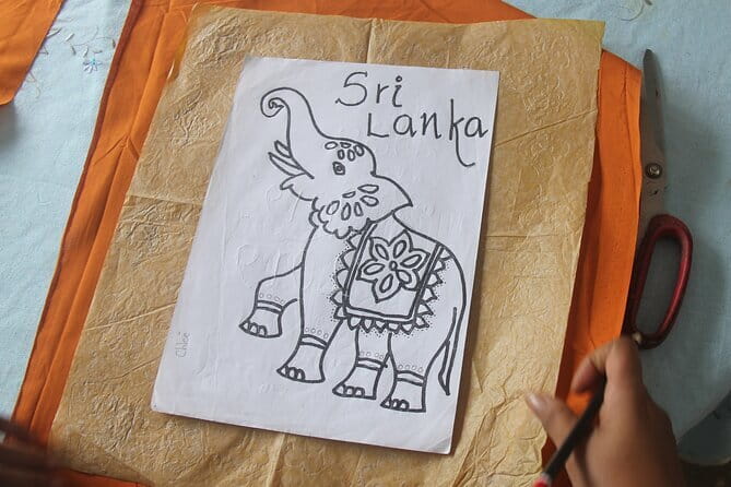 Interactive Batik Workshop and Lessons in Sri Lanka - Refreshments, Small-Group Energy, and Why It Feels Like a Visit