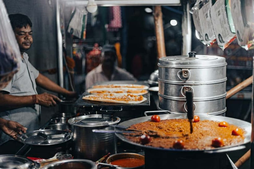 Kandy: Authentic Food Walk with a Local - Ceylon Tea and Traditional Desserts: The Sweet and Aromatic Half