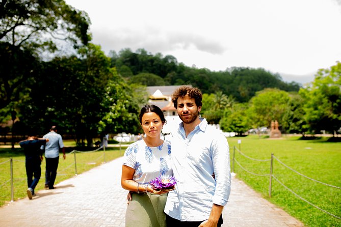 Kandy City Day Tour with a verified tour guide - A private Kandy day that focuses on the essentials