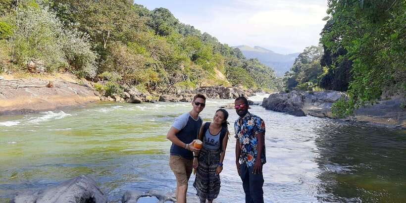 Kandy City Tour budget Taxi With Private Guided - Ceylon gem factory, spice village, batik factory, and wood carving