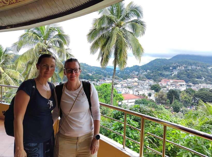 Kandy City Tour by Tuk Tuk with hotel Pickup and Dropoff - Royal Botanical Garden and herbal garden time: a break from constant movement