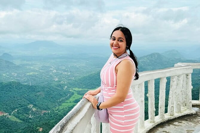 Kandy City Tour & Famous Ambuluwawa Tower with Friendly Chauffeur - A Private Kandy Day With a Friendly Chauffeur