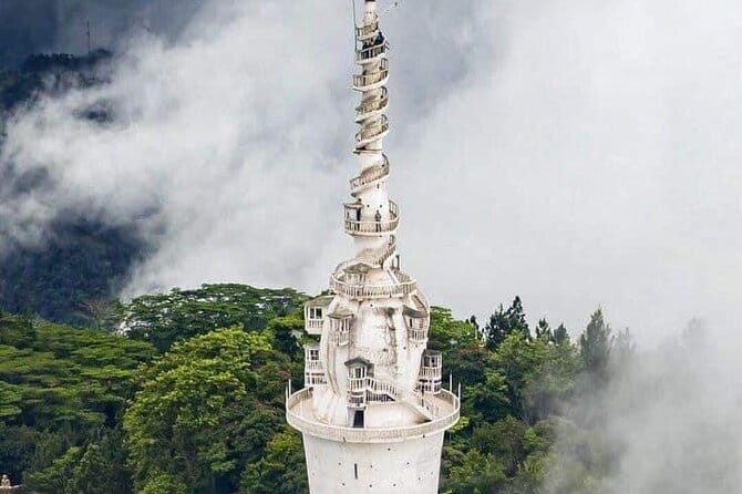 Kandy City Tour & Famous Ambuluwawa Tower with Friendly Chauffeur - Bahirawakanda Temple and the Giant Buddha statue moment