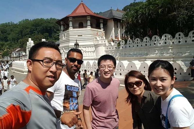 Kandy City Tour with Mahaweli - Royal Botanical Gardens Peradeniya, a 2-hour nature and plants stop